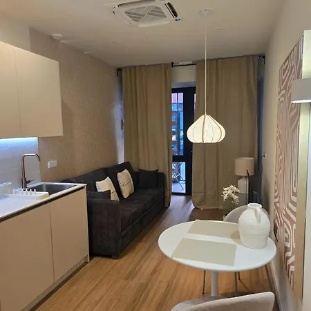 Lhome Puerta Osario * Sewilla